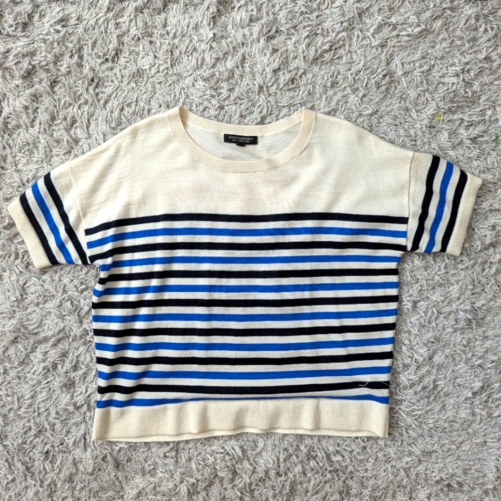 Banana Republic merino wool short sleeve sweater